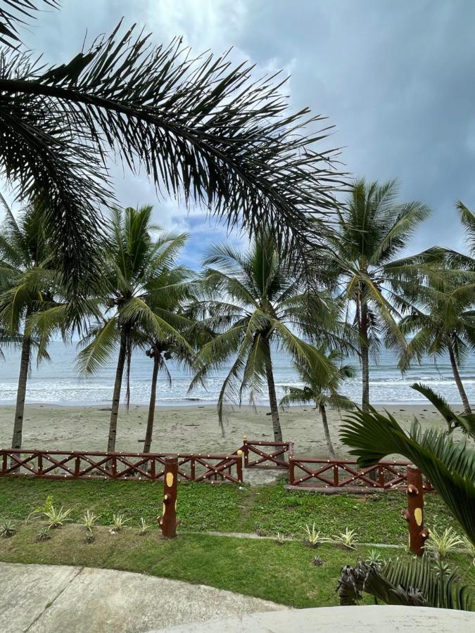 La Playita Hotel Lalawigan Екстериор снимка